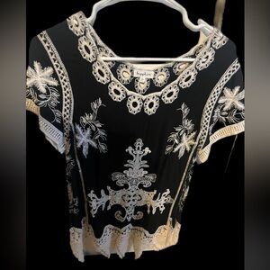 SAPPHIRE Black Top with Cream Embroidery Size Medium